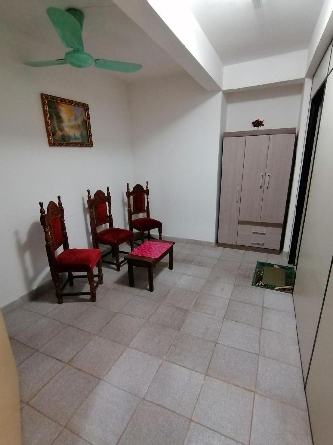 Remember Py Hotel Luque Exterior foto